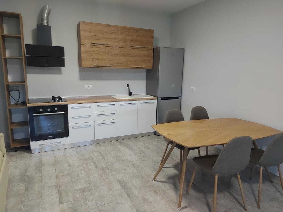 K2 Home - 3Rd Floor Tiranë Eksteriør bilde