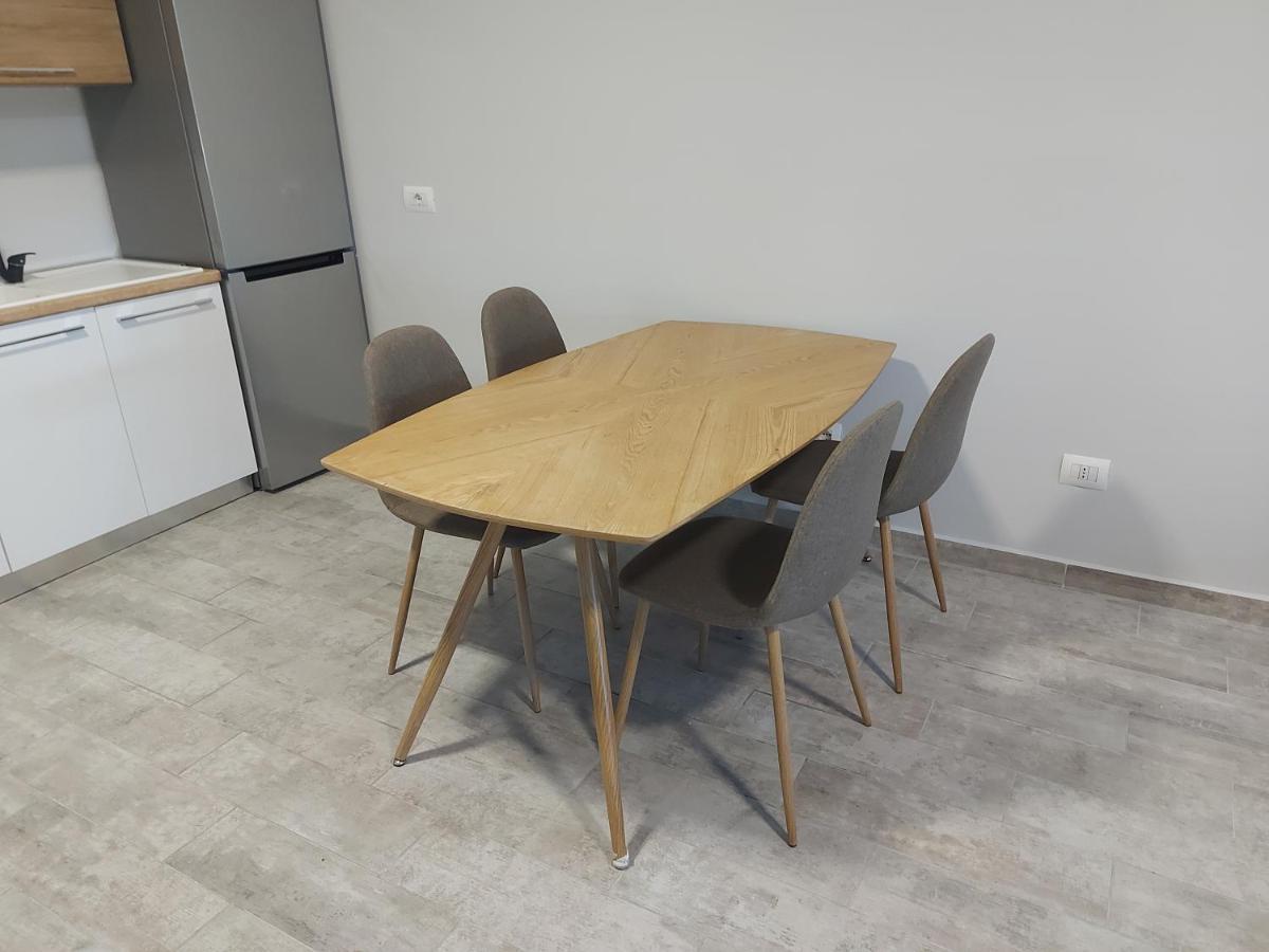 K2 Home - 3Rd Floor Tiranë Eksteriør bilde